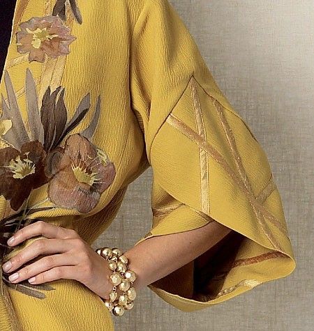 details on blouse image